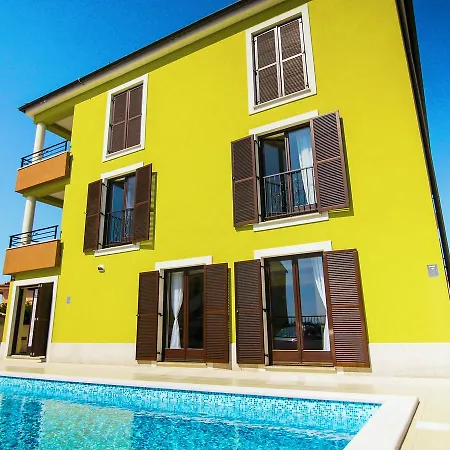 Apartment Smaragdna.1 公寓